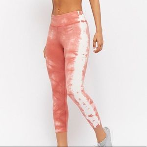 NWT Forever 21 tie dye leggings medium